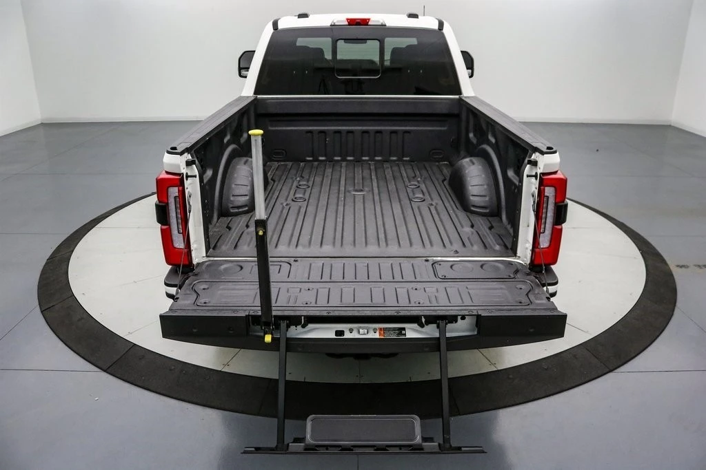 2024 Ford Super Duty 5th Gen - Image 7 of 21