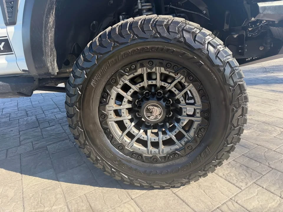 2024 Ford Super Duty 5th Gen - Image 10 of 16