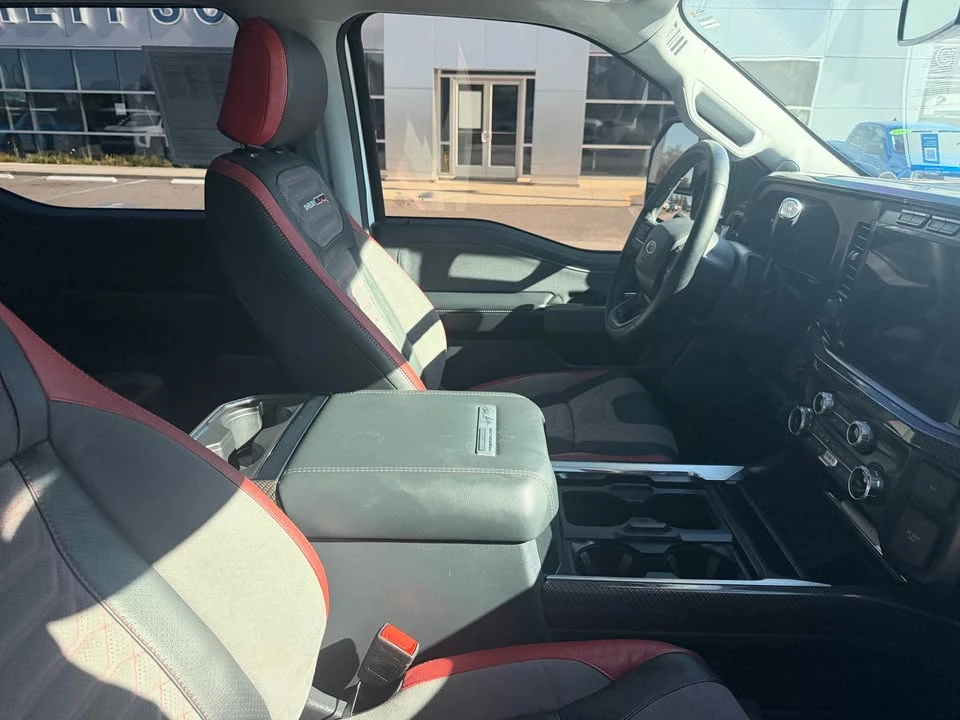 2024 Ford Super Duty 5th Gen - Image 14 of 16