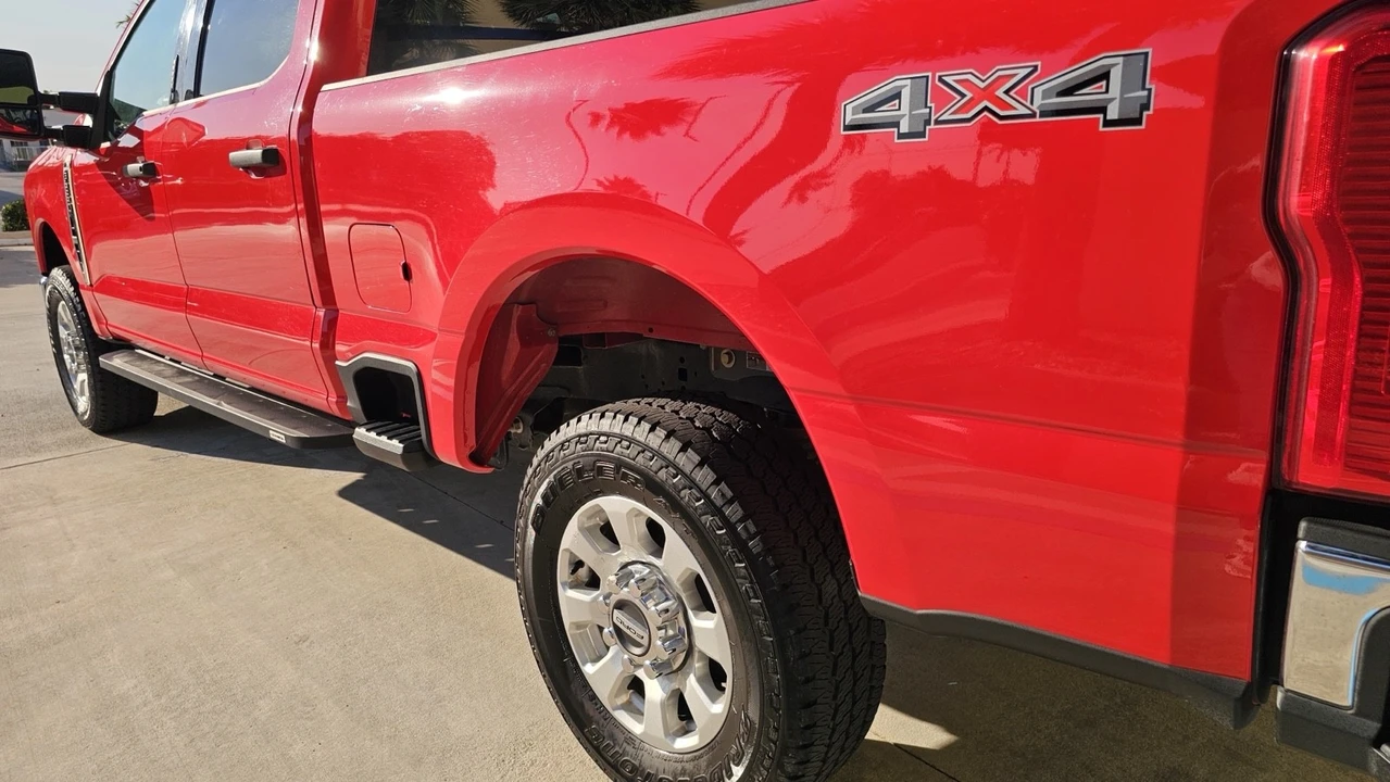 2024 Ford Super Duty 5th Gen - Image 12 of 21