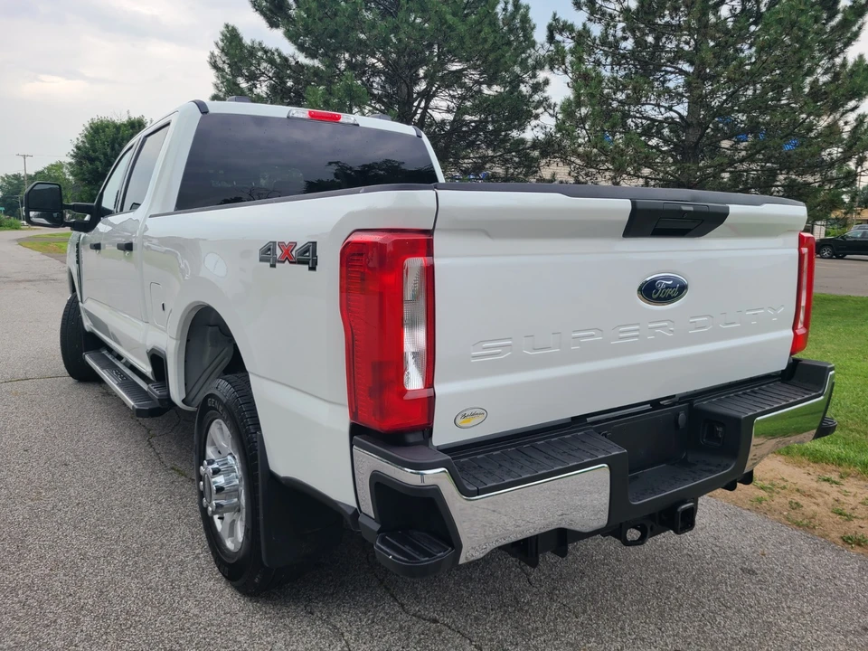 2024 Ford Super Duty 5th Gen - Image 3 of 21