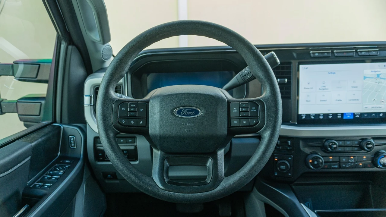 2024 Ford Super Duty 5th Gen - Image 21 of 21