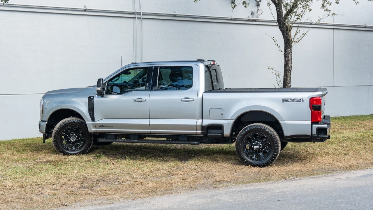 2024 Ford Super Duty 5th Gen - Image 8 of 21