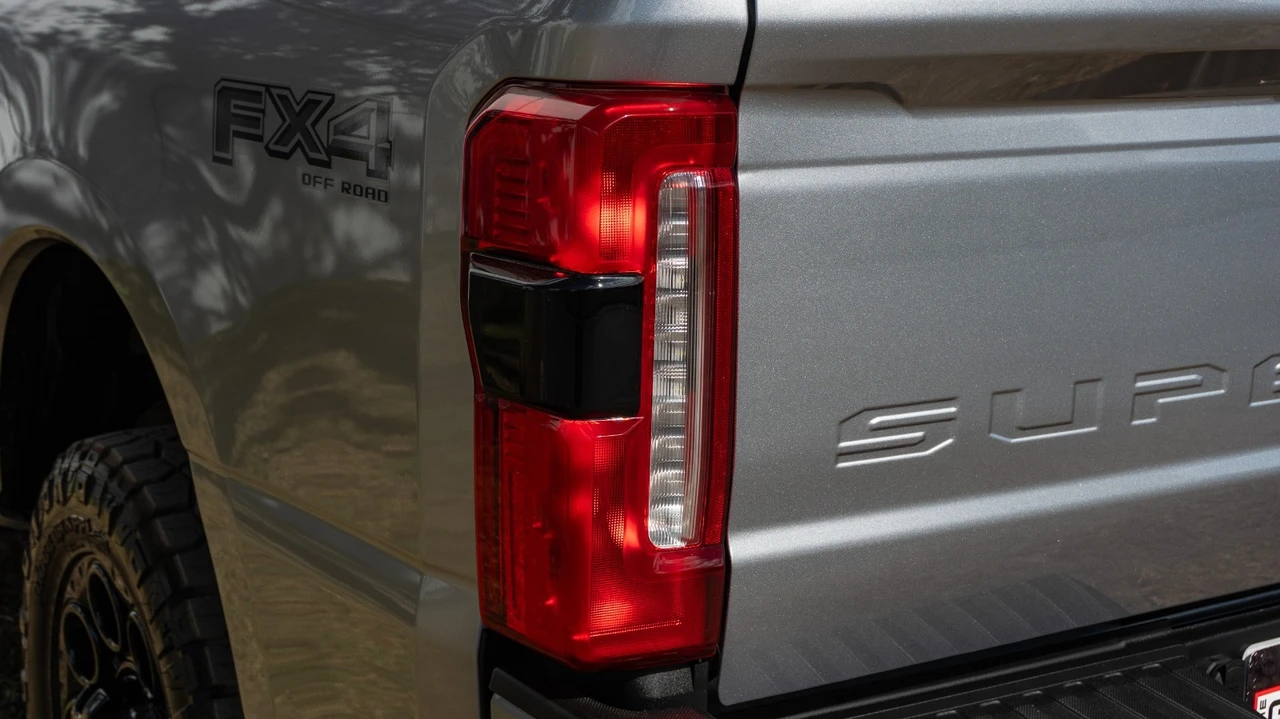 2024 Ford Super Duty 5th Gen - Image 18 of 21