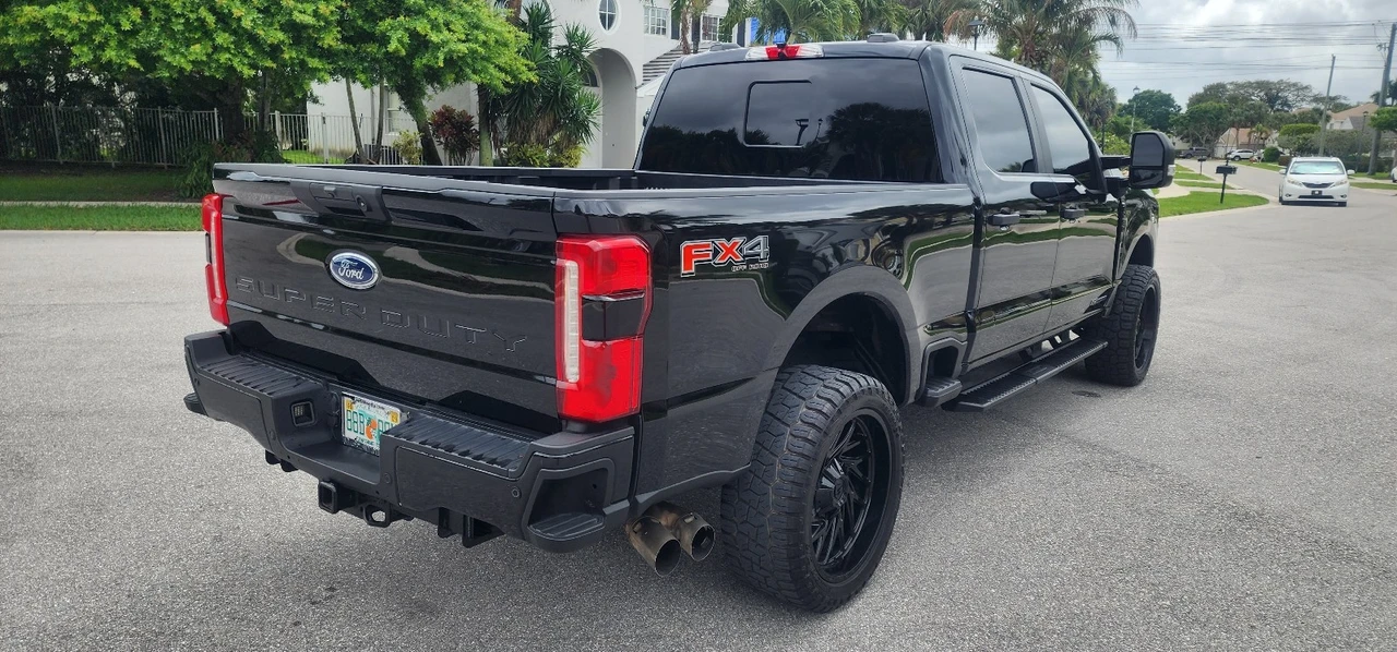 2024 Ford Super Duty 5th Gen - Image 11 of 21