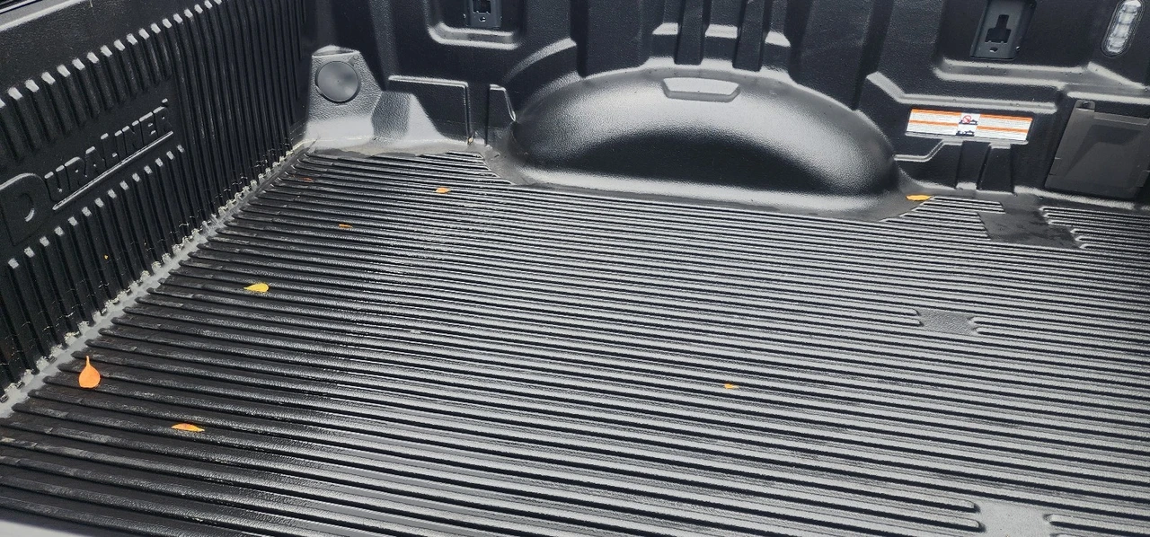 2024 Ford Super Duty 5th Gen - Image 18 of 21