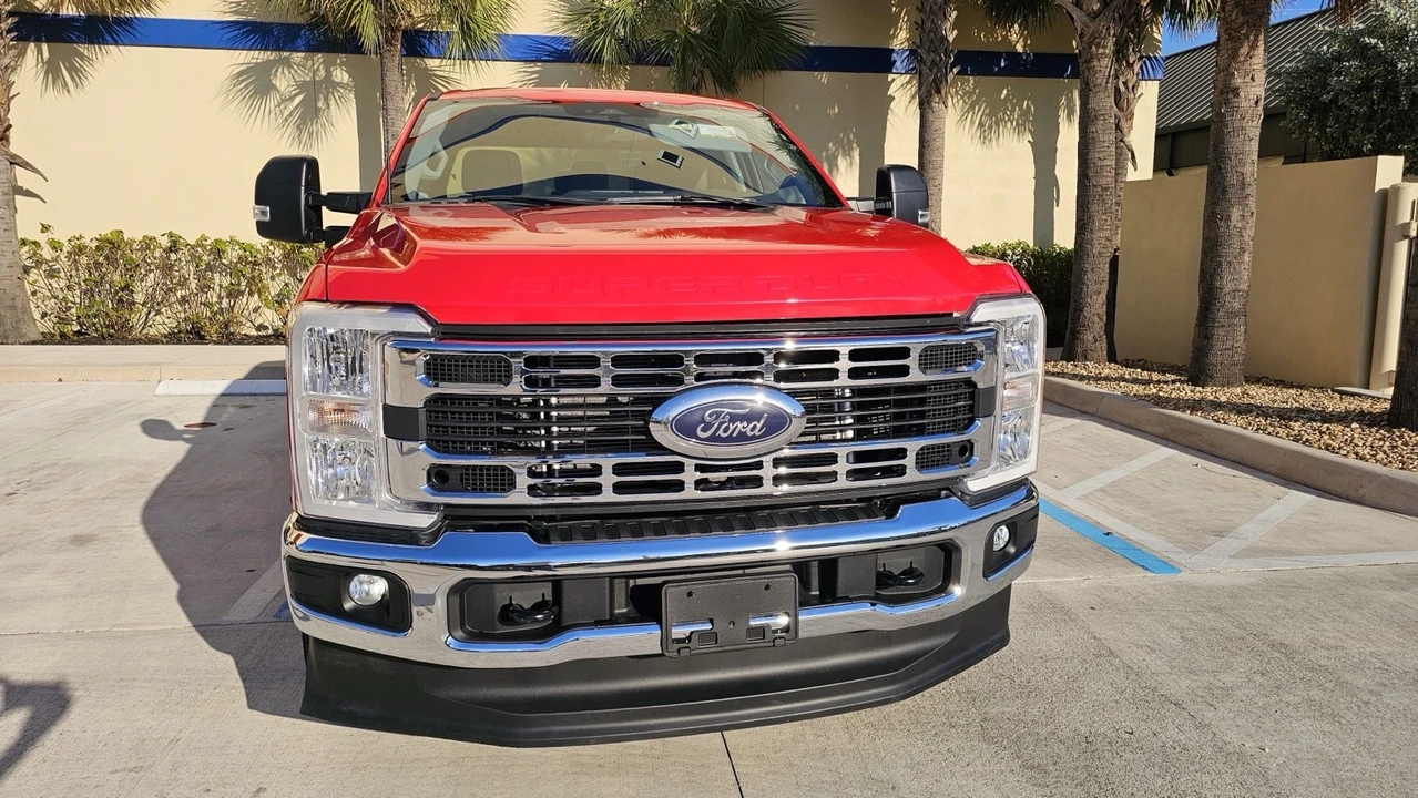 2024 Ford Super Duty 5th Gen - Image 14 of 22
