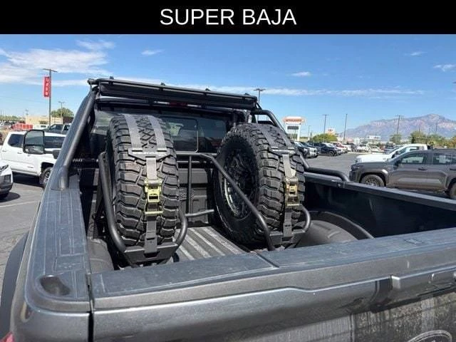 2024 Ford Super Duty 5th Gen - Image 15 of 17