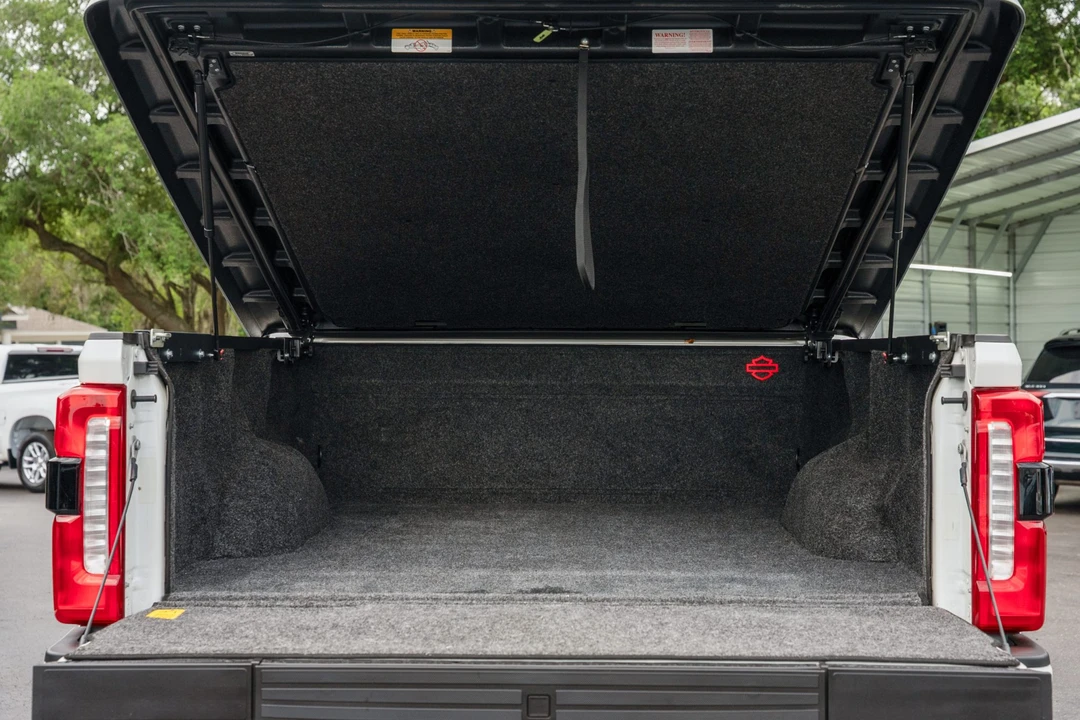 2024 Ford Super Duty 5th Gen - Image 16 of 31