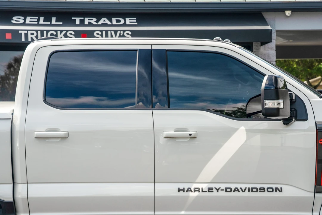 2024 Ford Super Duty 5th Gen - Image 26 of 31