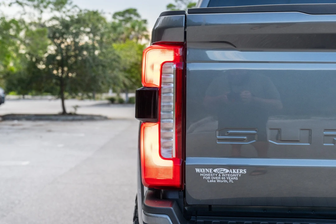 2024 Ford Super Duty 5th Gen - Image 13 of 31