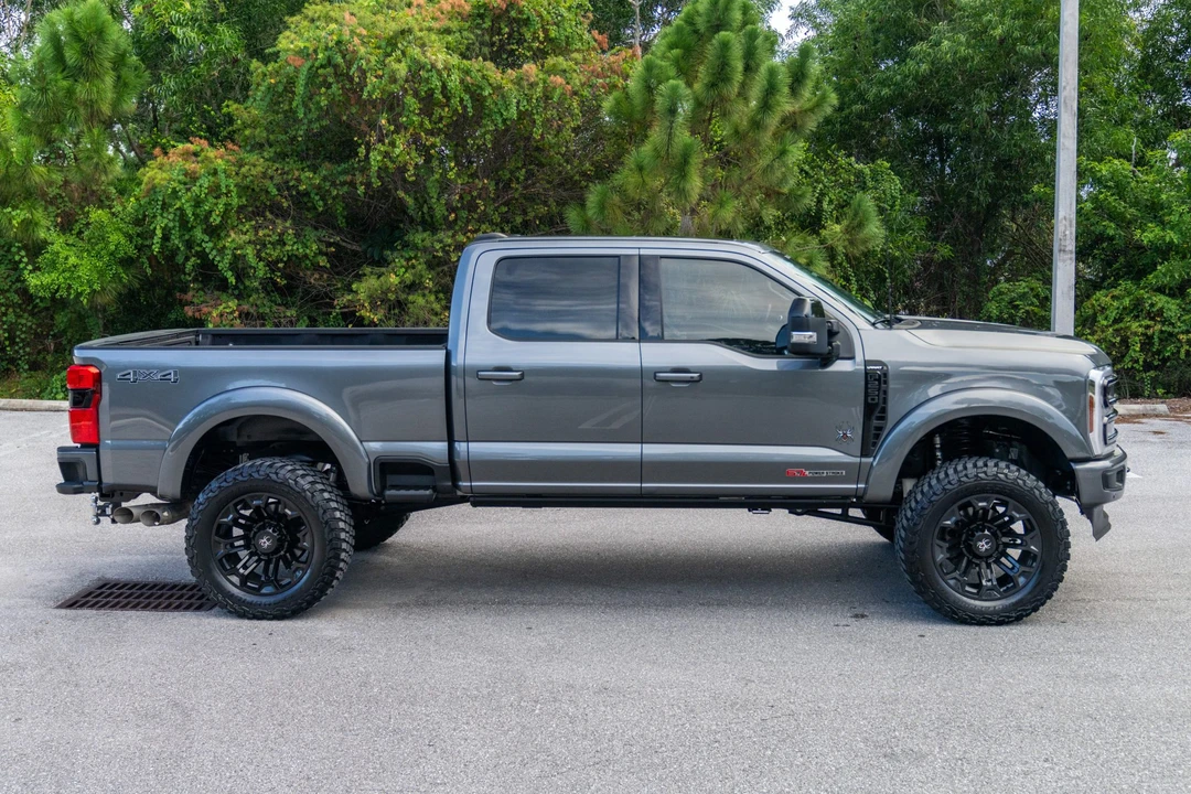 2024 Ford Super Duty 5th Gen - Image 4 of 31