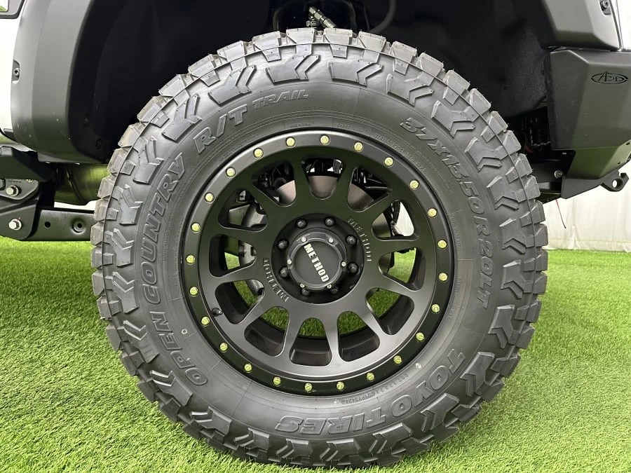 2024 Ford Super Duty 5th Gen - Image 13 of 21