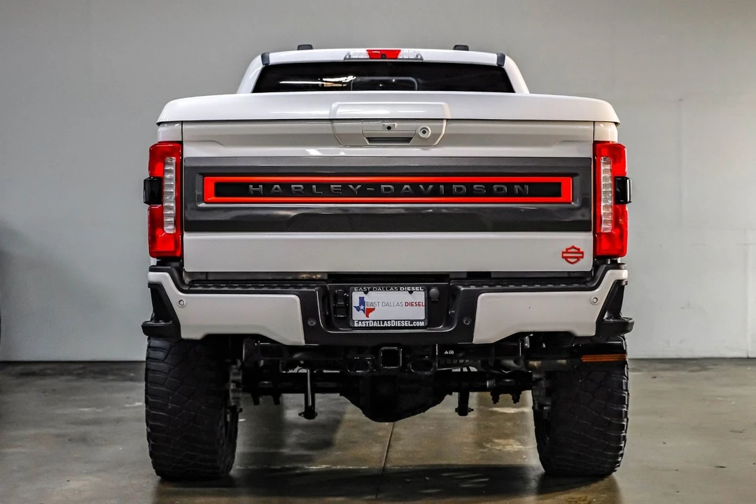 2024 Ford Super Duty 5th Gen - Image 16 of 21