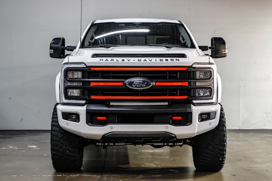 2024 Ford Super Duty 5th Gen - Image 10 of 12