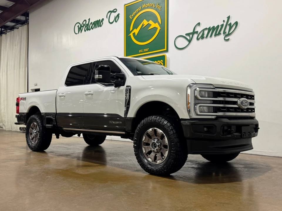 2024 Ford Super Duty 5th Gen - Image 2 of 12