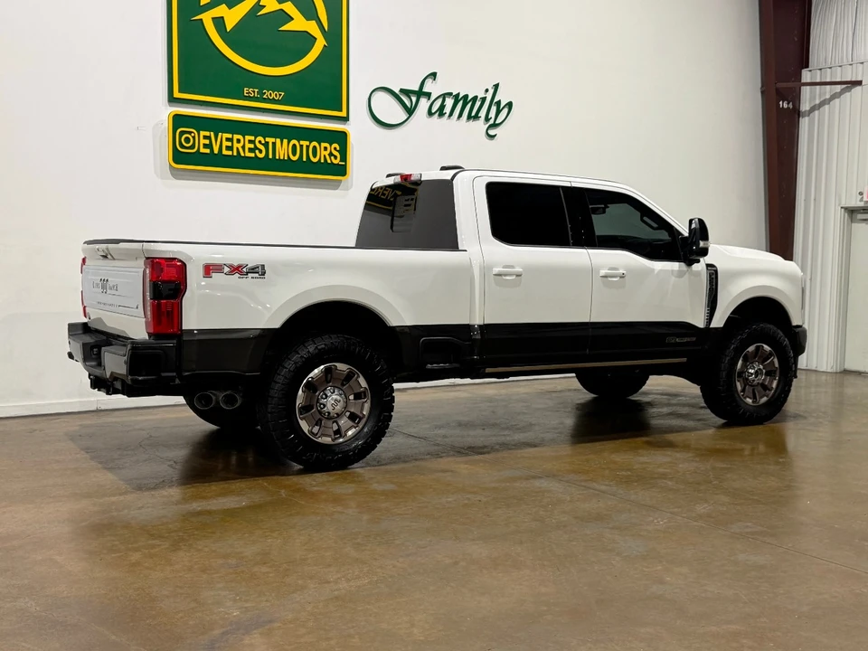 2024 Ford Super Duty 5th Gen - Image 5 of 12