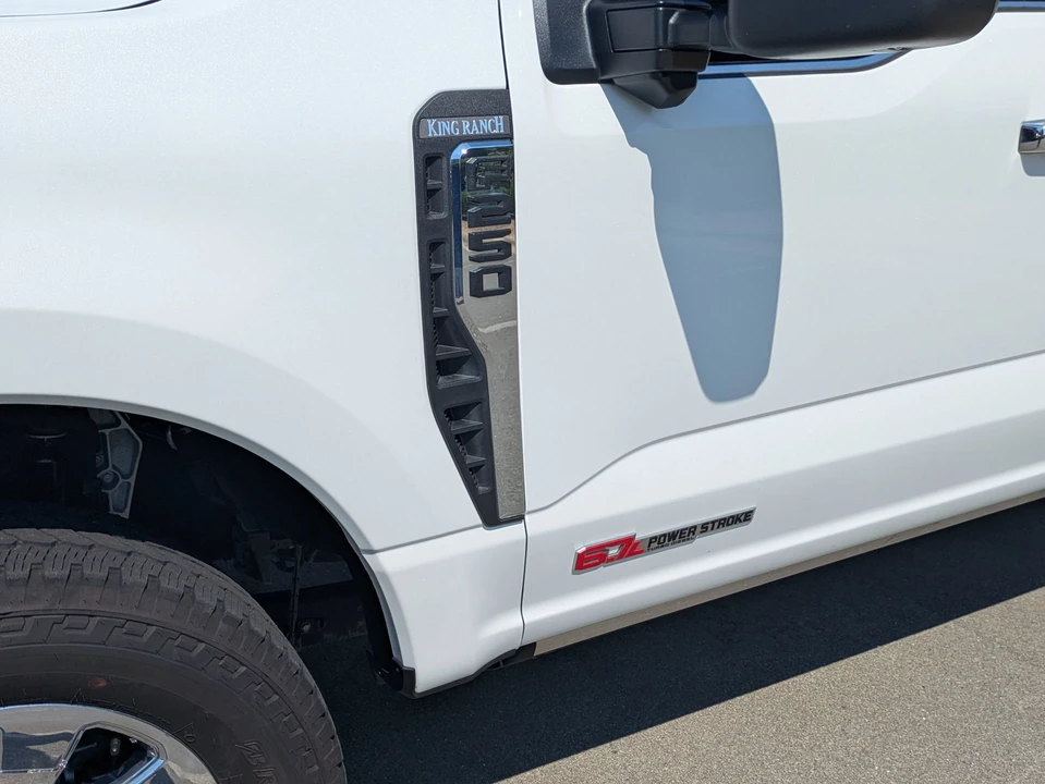 2024 Ford Super Duty 5th Gen - Image 12 of 31