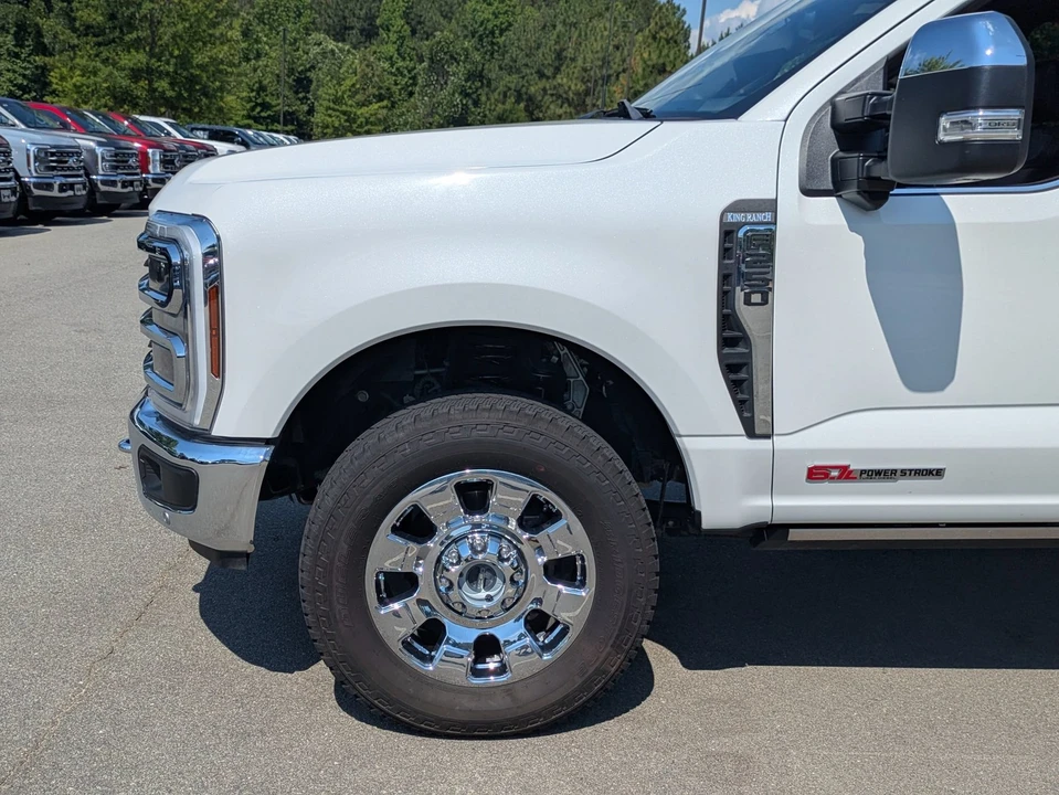 2024 Ford Super Duty 5th Gen - Image 11 of 31
