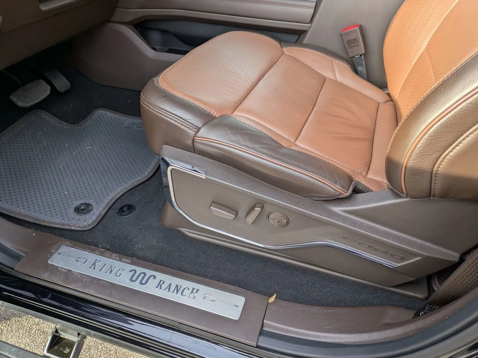 2024 Ford Super Duty 5th Gen - Image 14 of 21