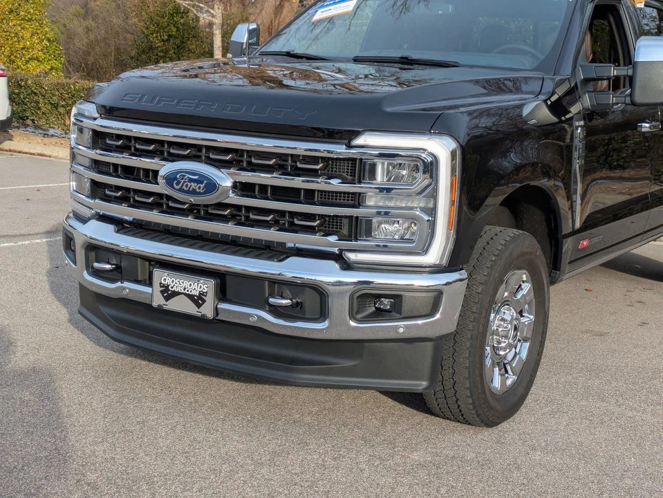 2024 Ford Super Duty 5th Gen - Image 10 of 12