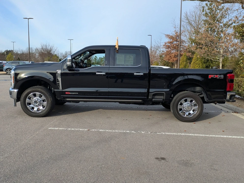 2024 Ford Super Duty 5th Gen - Image 7 of 12