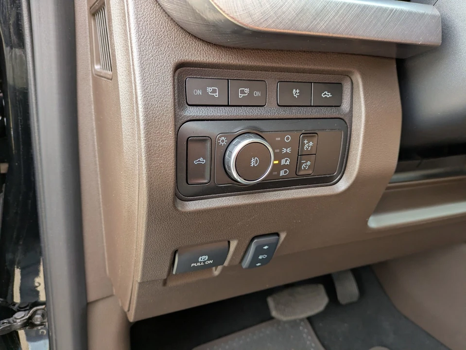 2024 Ford Super Duty 5th Gen - Image 18 of 21