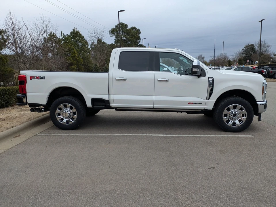 2024 Ford Super Duty 5th Gen - Image 3 of 12