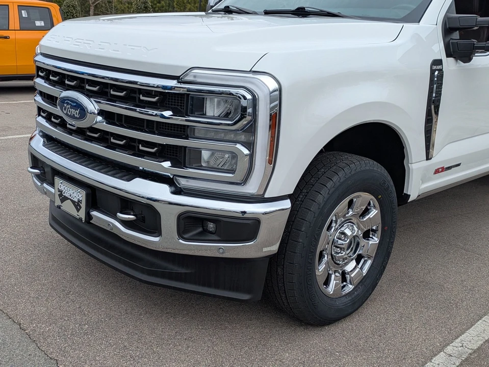 2024 Ford Super Duty 5th Gen - Image 10 of 12