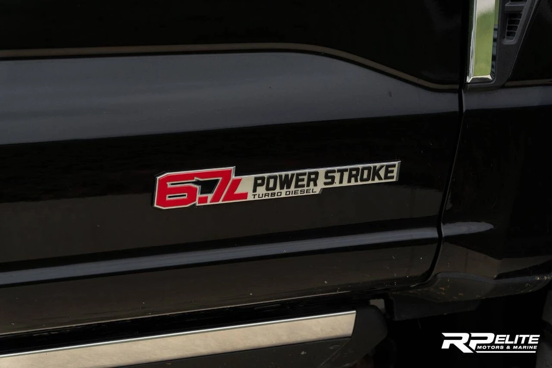 2024 Ford Super Duty 5th Gen - Image 10 of 31