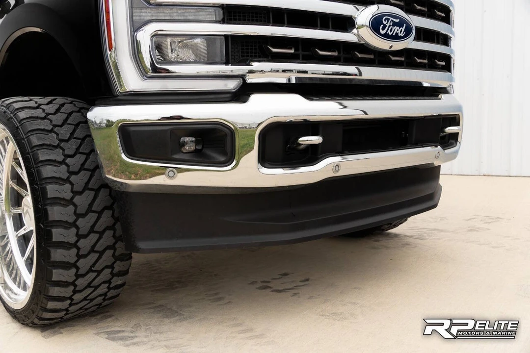 2024 Ford Super Duty 5th Gen - Image 16 of 31