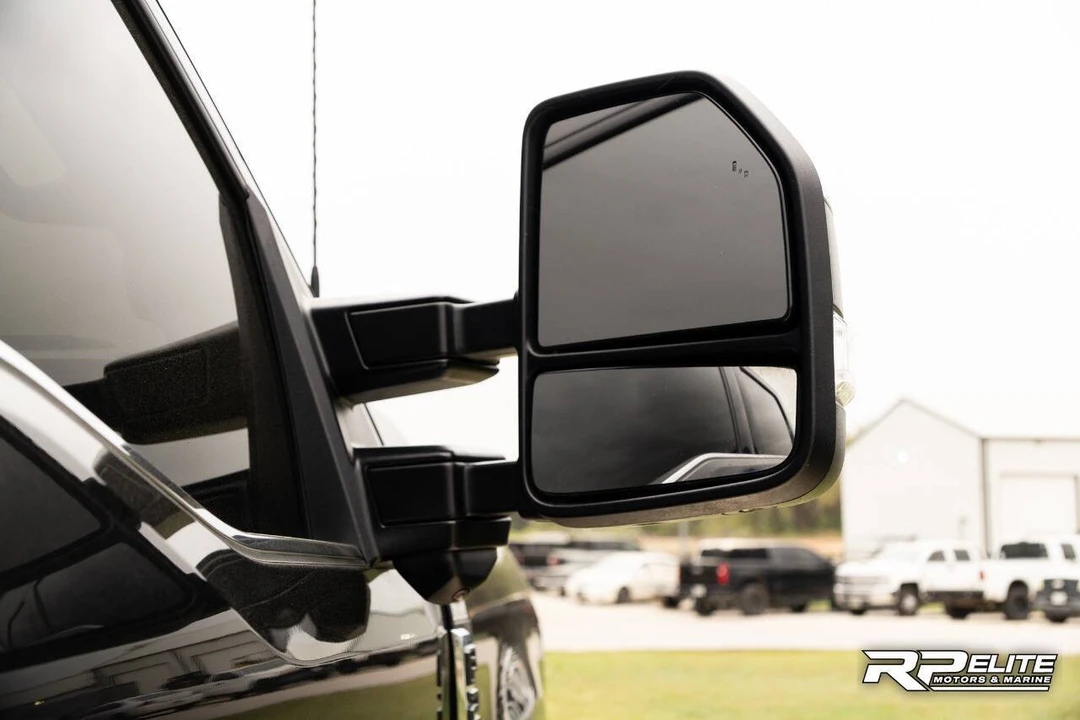 2024 Ford Super Duty 5th Gen - Image 11 of 31