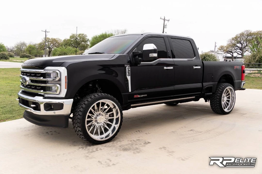 2024 Ford Super Duty 5th Gen - Image 5 of 31