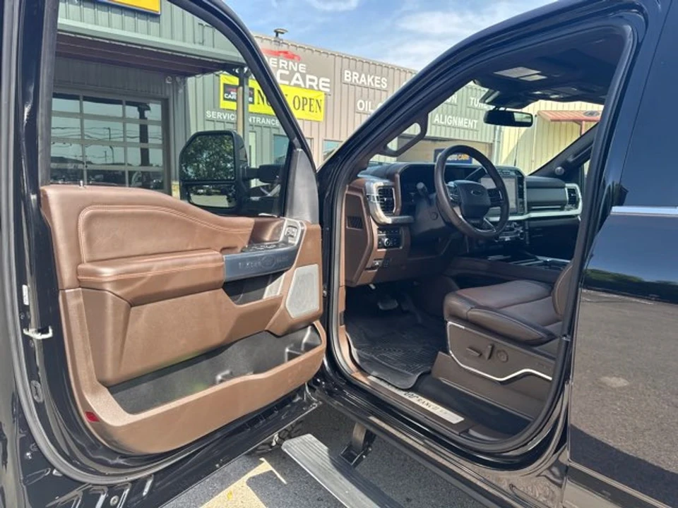2024 Ford Super Duty 5th Gen - Image 10 of 12