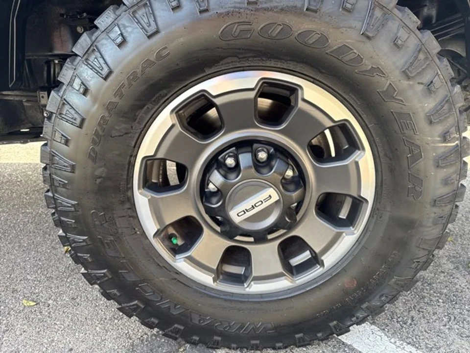 2024 Ford Super Duty 5th Gen - Image 9 of 12