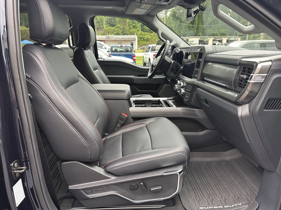 2024 Ford Super Duty 5th Gen - Image 17 of 31