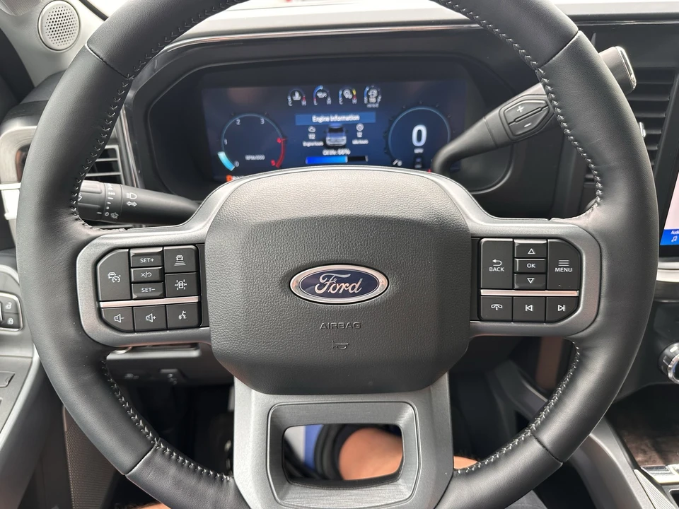 2024 Ford Super Duty 5th Gen - Image 24 of 31