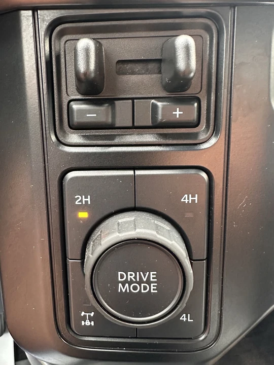 2024 Ford Super Duty 5th Gen - Image 23 of 31