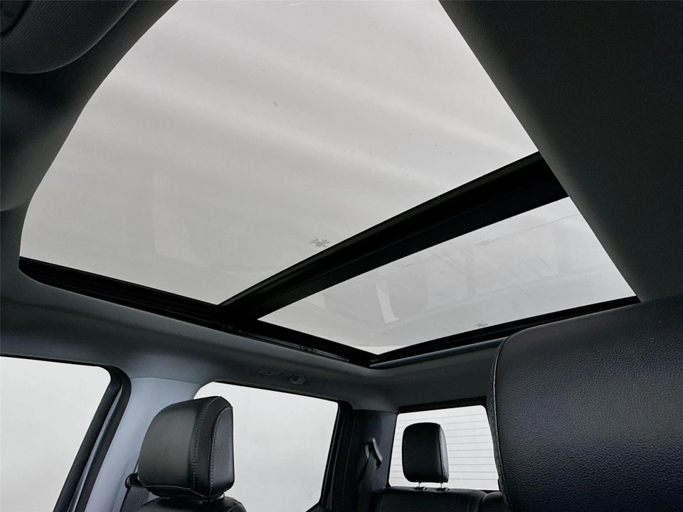 2024 Ford Super Duty 5th Gen - Image 19 of 31