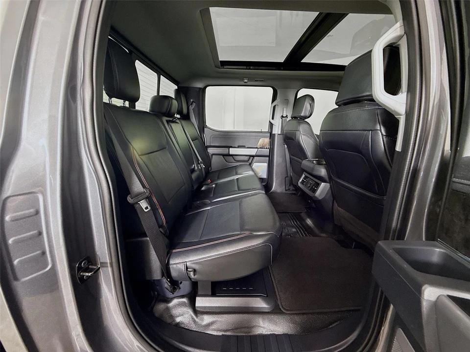 2024 Ford Super Duty 5th Gen - Image 24 of 31