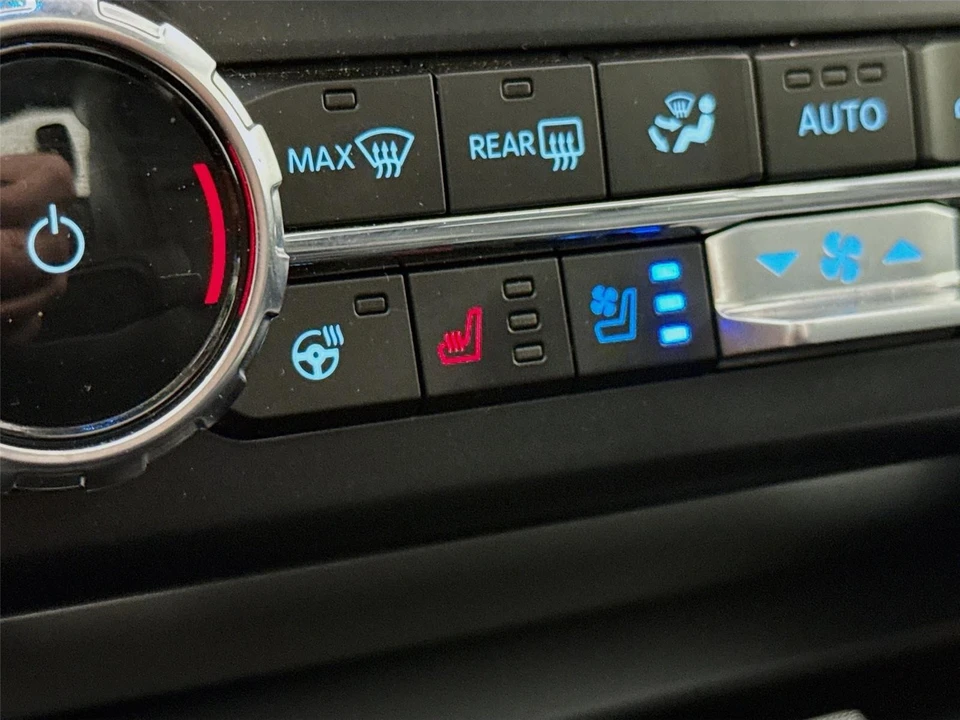 2024 Ford Super Duty 5th Gen - Image 12 of 31