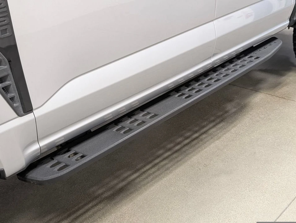 2024 Ford Super Duty 5th Gen - Image 24 of 31