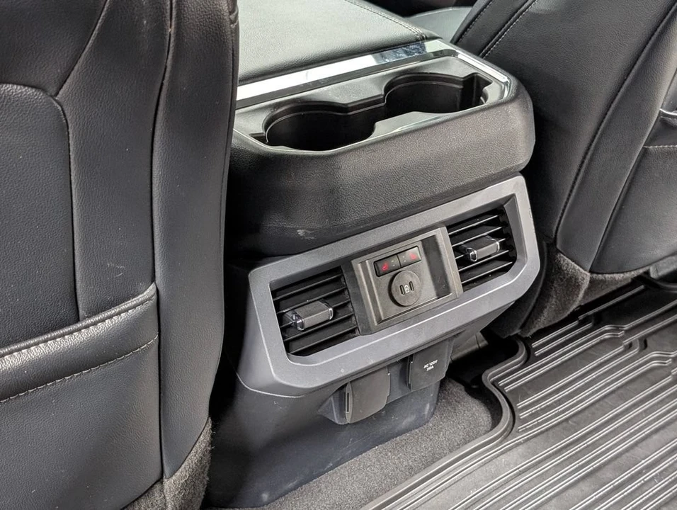 2024 Ford Super Duty 5th Gen - Image 21 of 31