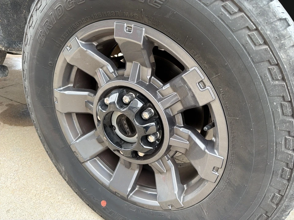 2024 Ford Super Duty 5th Gen - Image 19 of 31