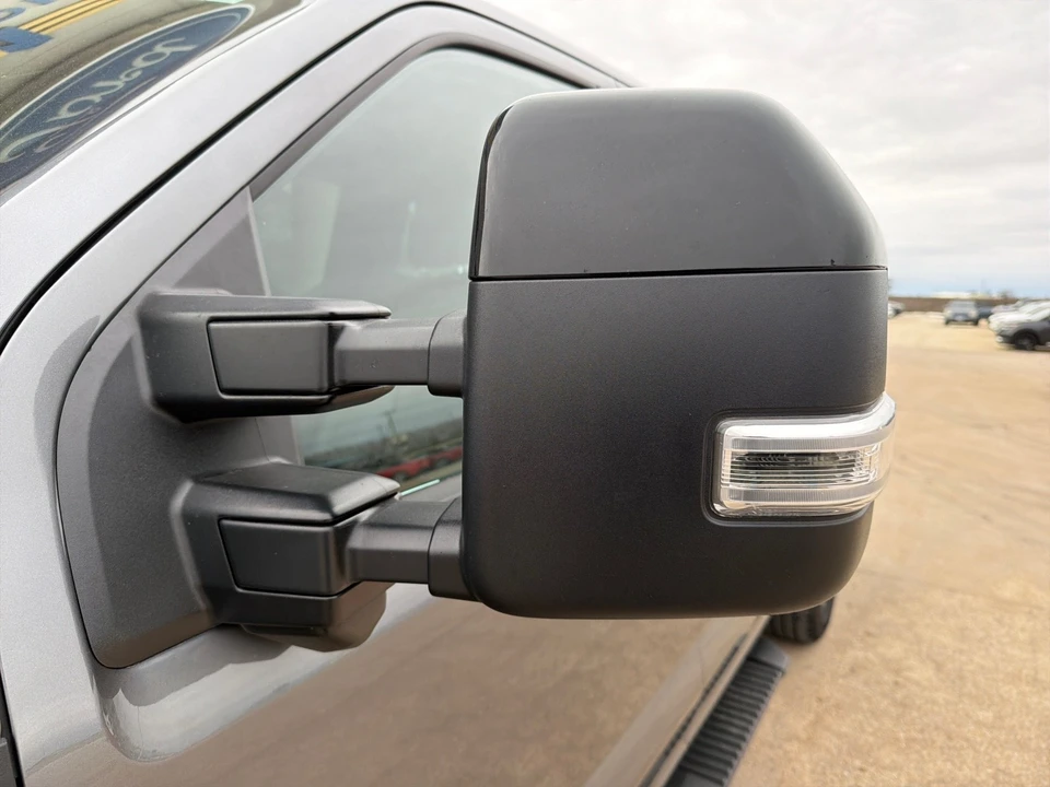 2024 Ford Super Duty 5th Gen - Image 4 of 31
