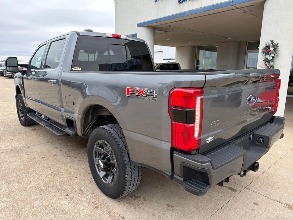 2024 Ford Super Duty 5th Gen - Image 7 of 31