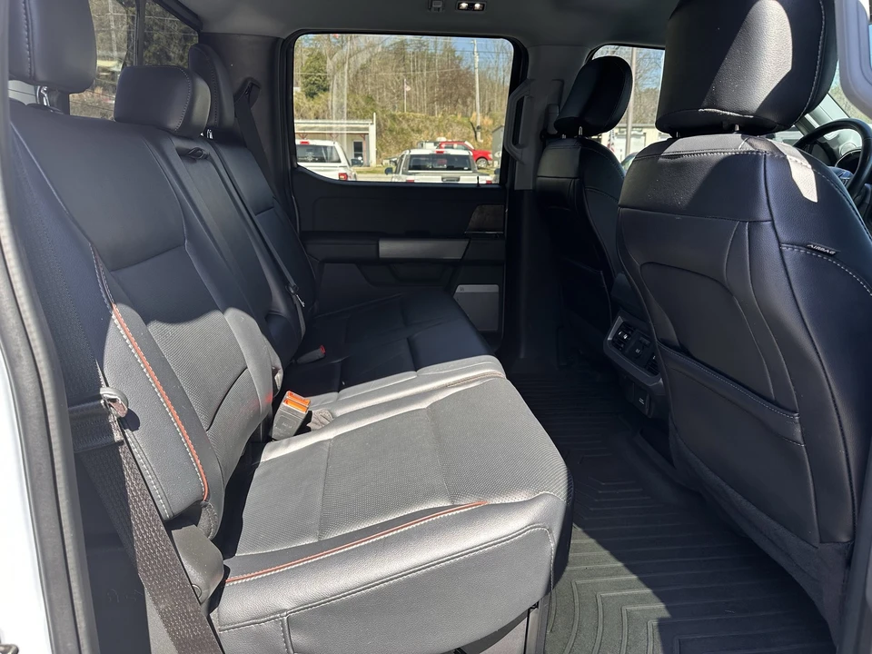 2024 Ford Super Duty 5th Gen - Image 16 of 30