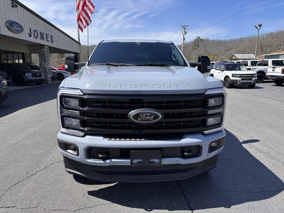 2024 Ford Super Duty 5th Gen - Image 2 of 30