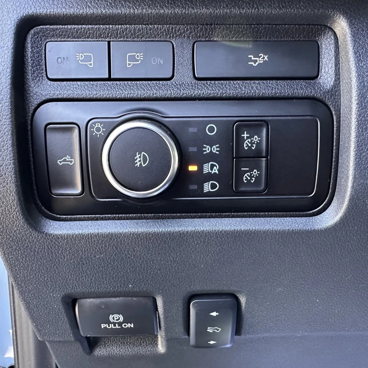 2024 Ford Super Duty 5th Gen - Image 18 of 30