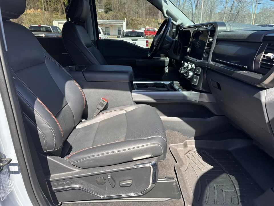 2024 Ford Super Duty 5th Gen - Image 14 of 30